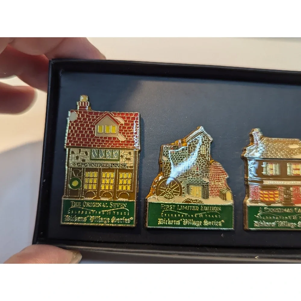 Dept 56 Dickens' Village Series‎ 20th Anniversary History Pins Enamel